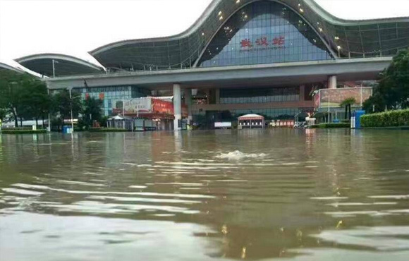 内涝；；；；；；；；平Ｃ喑鞘薪ㄉ