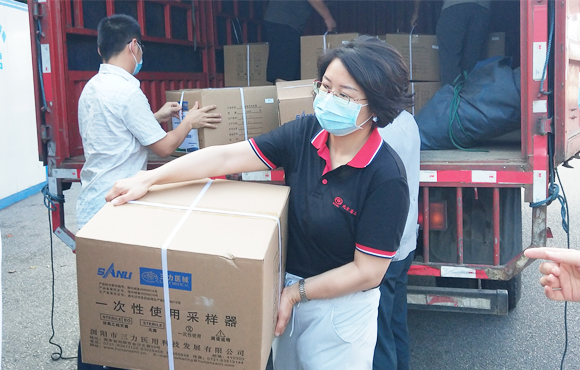 腾博诚信为本垂危捐赠抗疫物资 助力福建南充抗击疫情