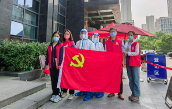 微光成炬，，，，，，情暖“疫”线——腾博诚信为本“疫”线自愿活动纪实