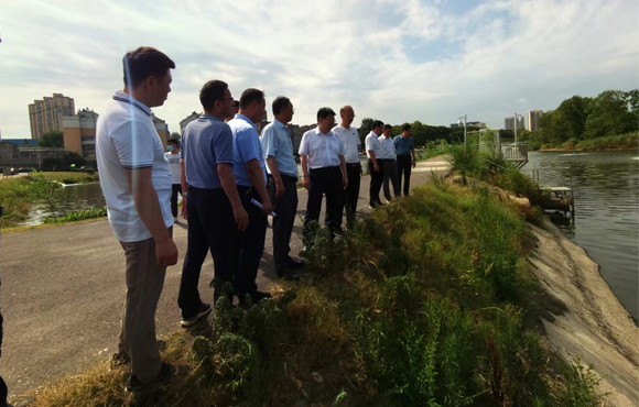 省生态环境；；；；；；；；ざ讲熳榈揭嫜袅入湖口水质提升站查抄工作